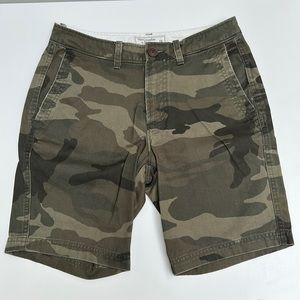 Abercrombie & Fitch Green Camo Shorts - NEW